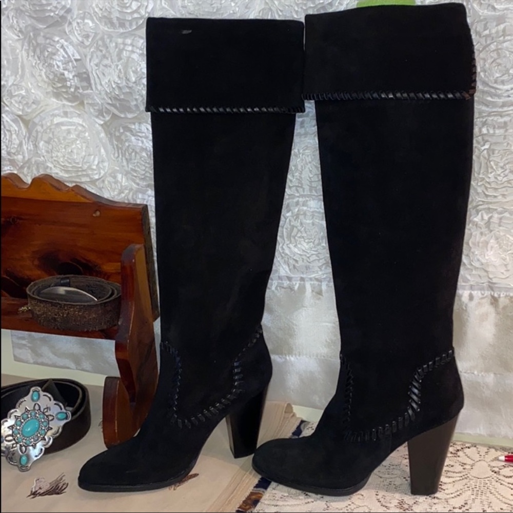 Micheal Kors boots 8